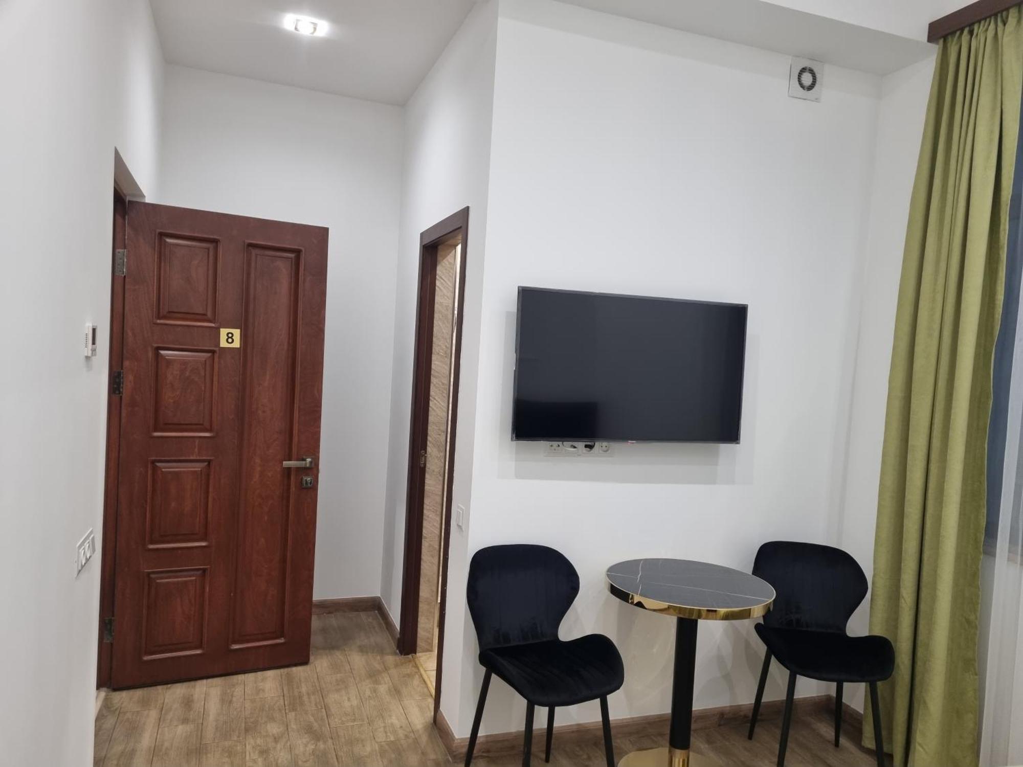 Day Inn Hotel Jerevan Eksteriør bilde