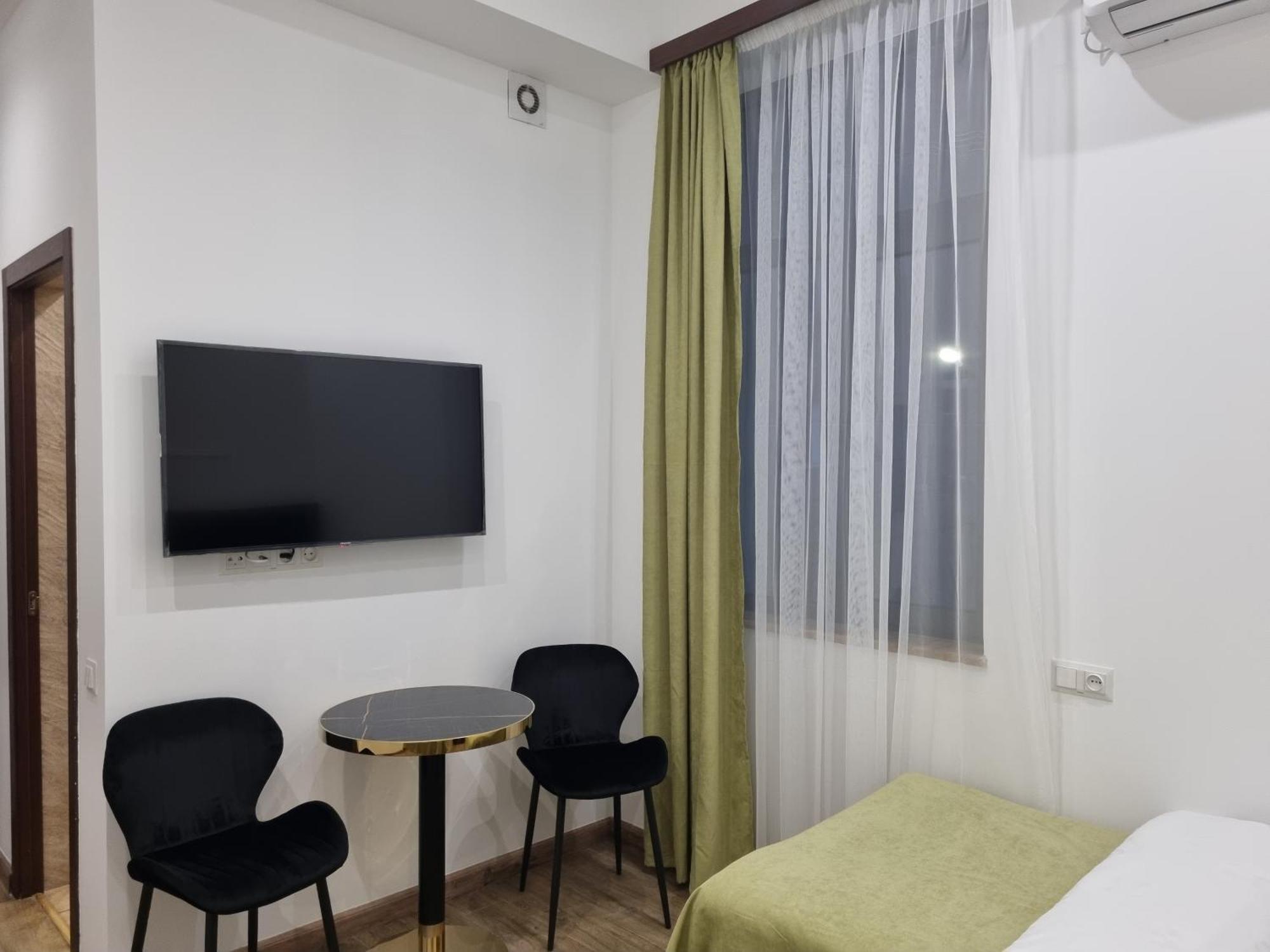 Day Inn Hotel Jerevan Eksteriør bilde